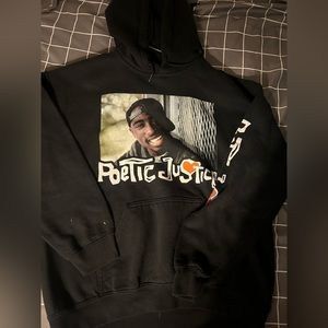 poetic justice hoodie. size: s color: black.